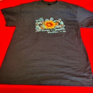 Handcrafted Women's Black Graphic 👕